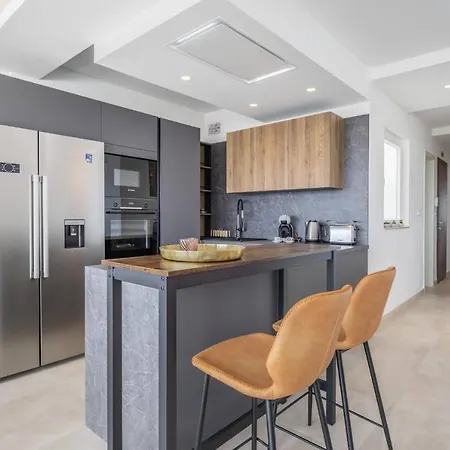 Dome Sunset Views Меллиеха